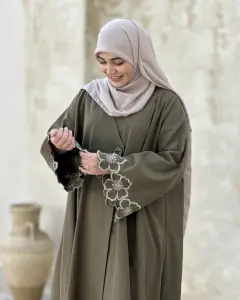 مانتو عبایی دیانا